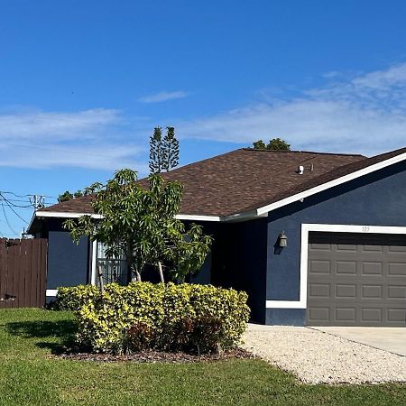 Debbie'S 3-Bedroom Apartment In A Duplex Cape Coral Exterior foto