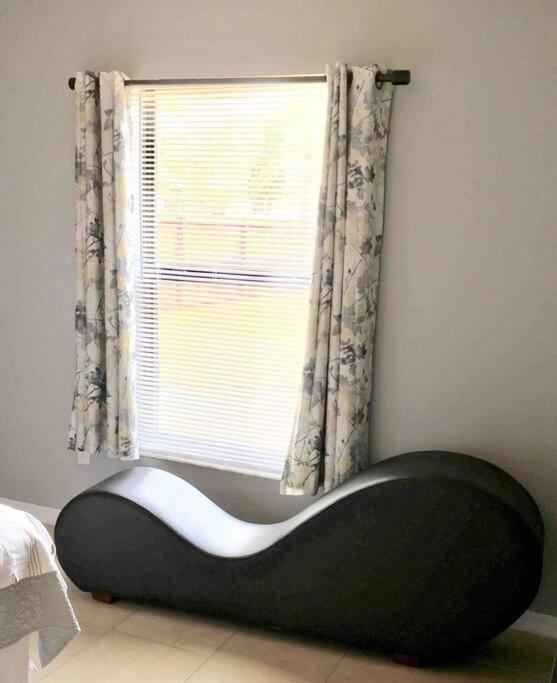 Debbie'S 3-Bedroom Apartment In A Duplex Cape Coral Exterior foto